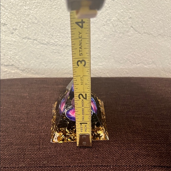 #1100**Orgone Pyramid with Cosmic Design and Gold Accents - Picture 8 of 8